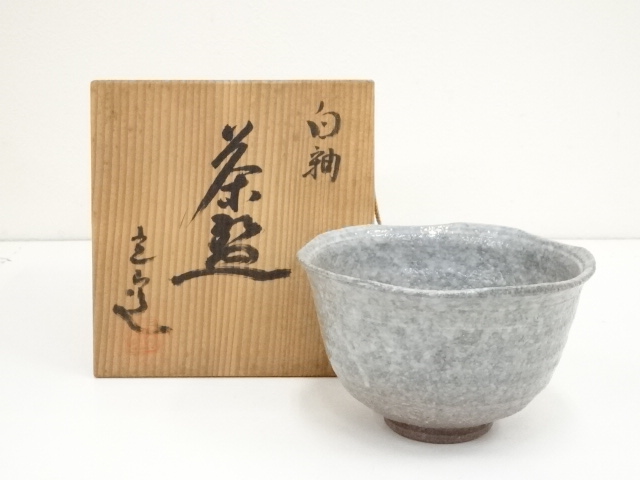 JAPANESE TEA CEREMONY / TEA BOWL CHAWAN / WHITE GLAZE 